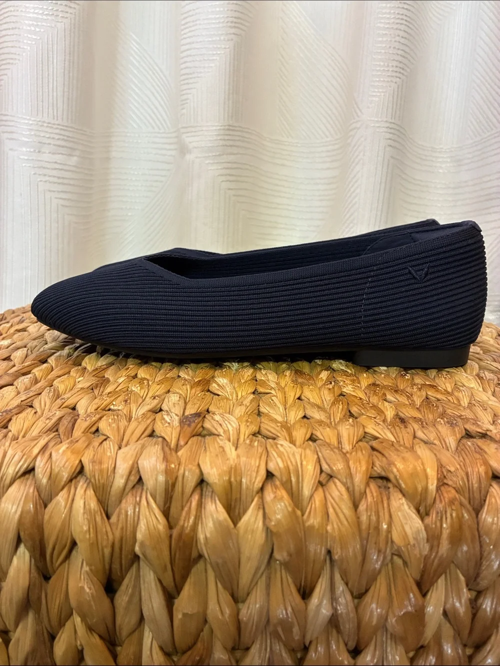 VIVAIA Women's Navy Blue Knit Slip-On Ballet Flats